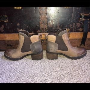 BORN Heeled Gray Bootie